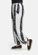 Suorat stretch-housut viskoosista 'Sovana'