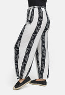 Suorat stretch-housut viskoosista 'Sovana'