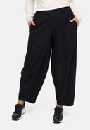 Παντελόνι 'Livia' – Φαρδιά Εφαρμογή, καθαρός Σχεδιασμός, & ελαστικότητα