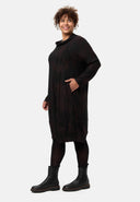 'Ombra' vestido - cuello amplio y silueta fluida