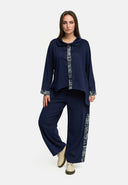 'Delina' Blouse Denim – navy, flowing & with print detail