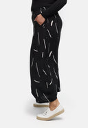 'Noira' Pants – flowing, modern & comfortable