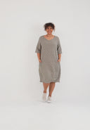 Vestido "Olina" – leve, texturado e com elastano suave